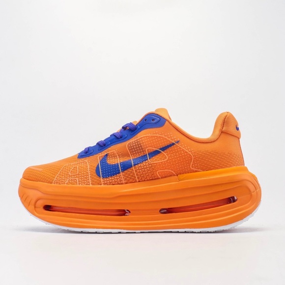 Nike Air Zoom Vomero Premium Sneakers - Picture 9 of 9